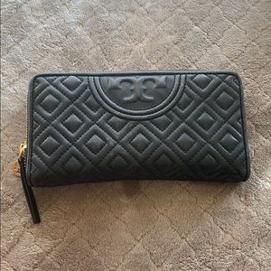 Tory Burch wallet